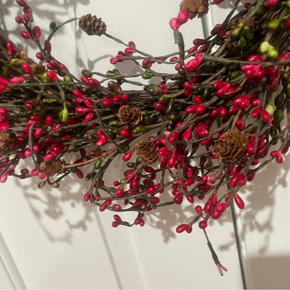 Berry 20” Wreath Holiday  Christmas Decor Berry 20” Wreath